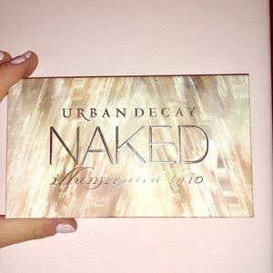 Urban Decay Naked Illuminated Trio